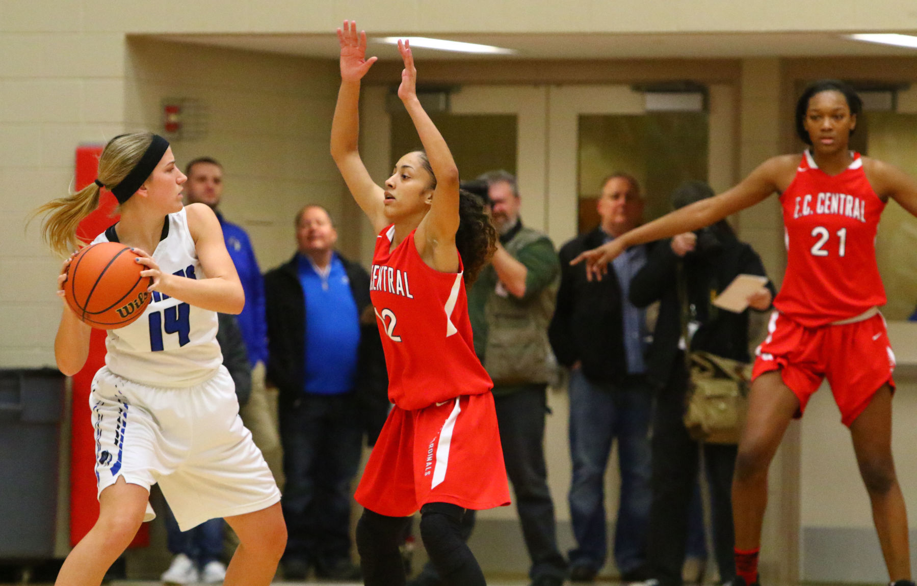 Gallery: Girls Basketball Sectional Finals - E.C. Central vs. Lake Central